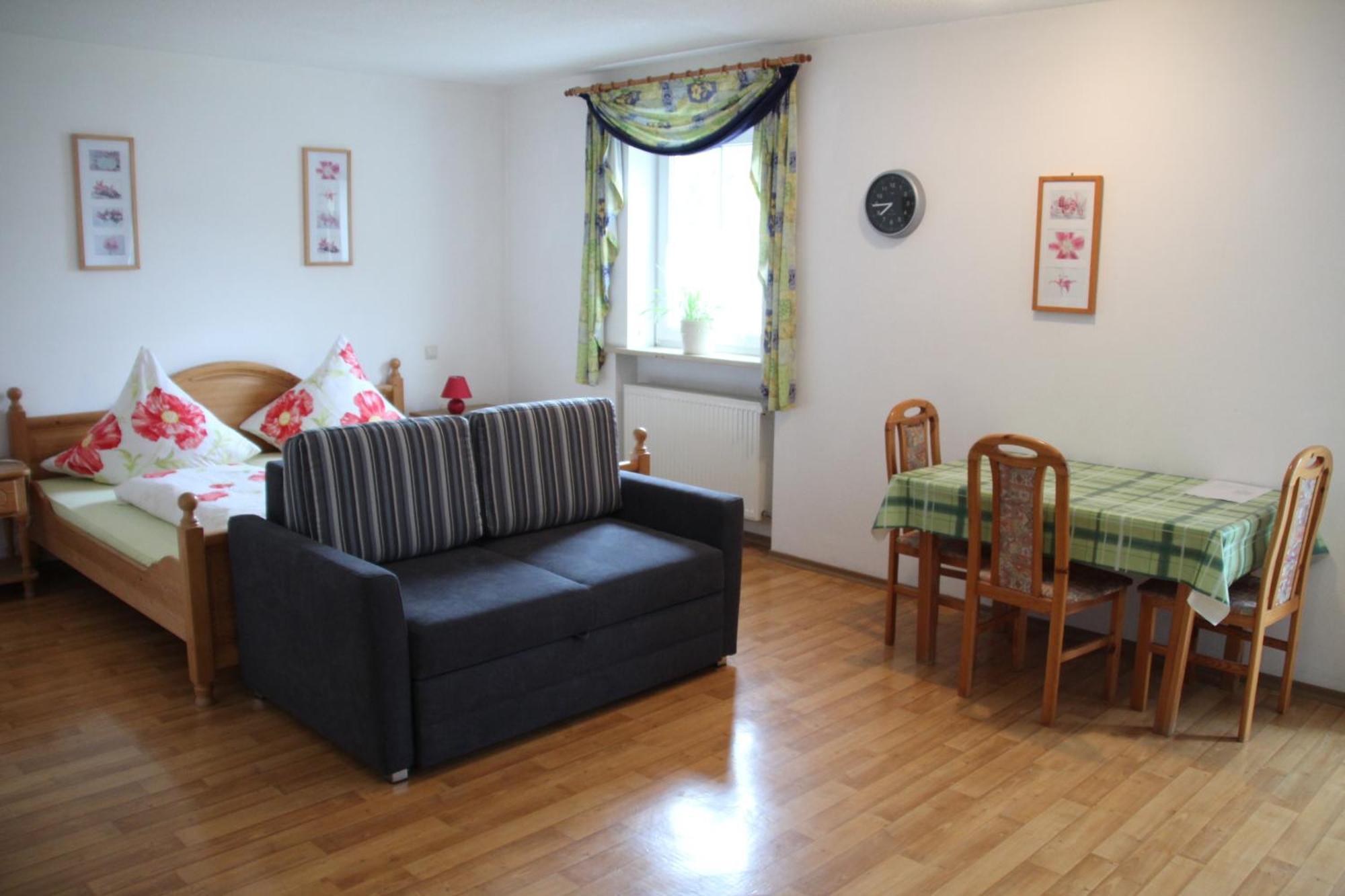 Pension & Ferienwohnung Breitmoser Angelika Riedenburg Dış mekan fotoğraf